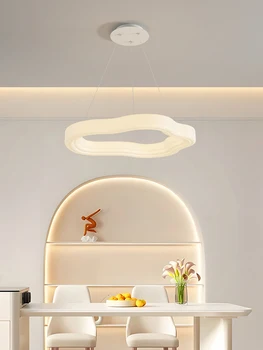 2023 Модерна кръгла led подвесная лампа се използва за спални трапезария кухня Украса на осветителното тяло с дистанционно управление с регулируема яркост бяла светлина
