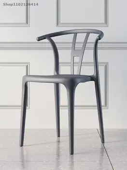 Пластмасов стол за дома с утолщением, модерен минималистичен маса, роговая на облегалката на стол, уличен сватбен пластмасов стол, скандинавски трапезария стол