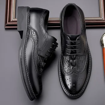 Мъжки обувки Юнеца, кожена бизнес модельная мъжки кожени обувки с дърворезба в британския стил, модни дишащи обувки-oxfords дантела